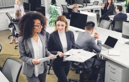 Essential-Skills-You-Gain-from-an-Entrepreneur-Travel-Diploma-Course.jpg