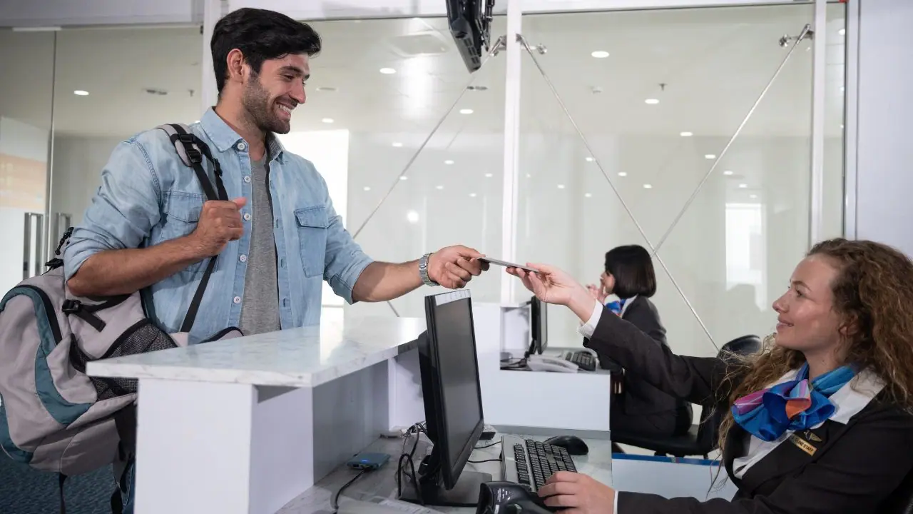 Fast-Track-GDS-Course-in-Delhi-Accelerate-Your-Career-in-Airline-Ticketing-Reservations.jpg