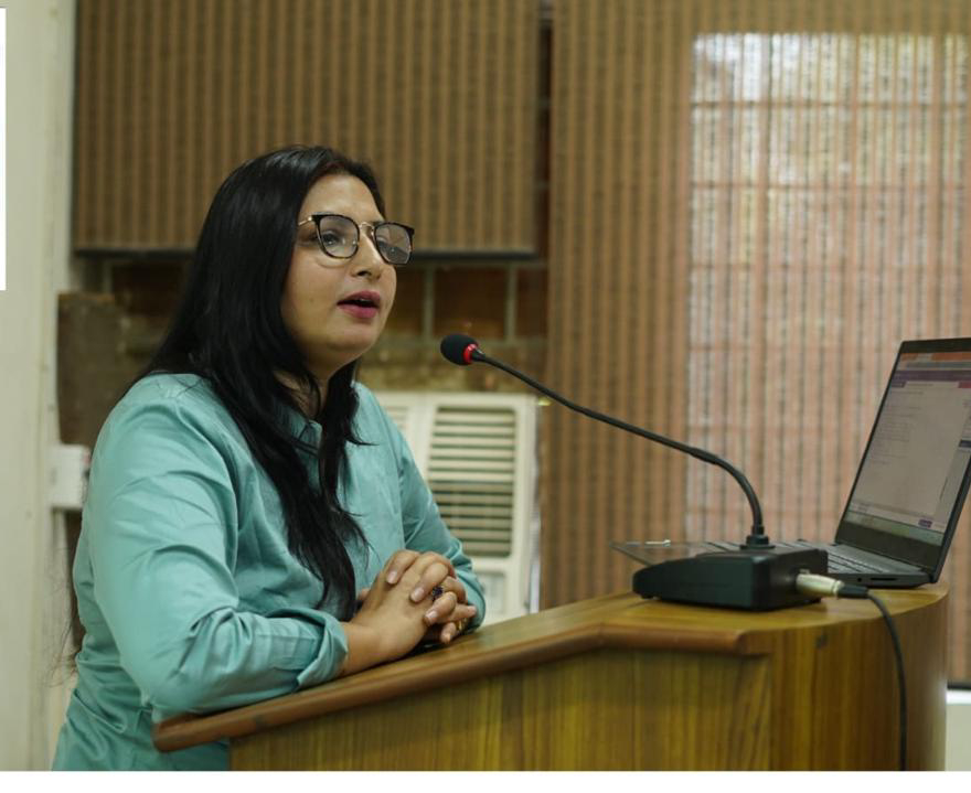 Madhvi Ajwani - CEO & Founder, Travel Learning Hub